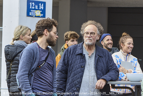 25.10.2025 - Illustrationen und Wall Art mit Katharina Konte und Architekten Herbert Kocht des Marx-Zentrum  